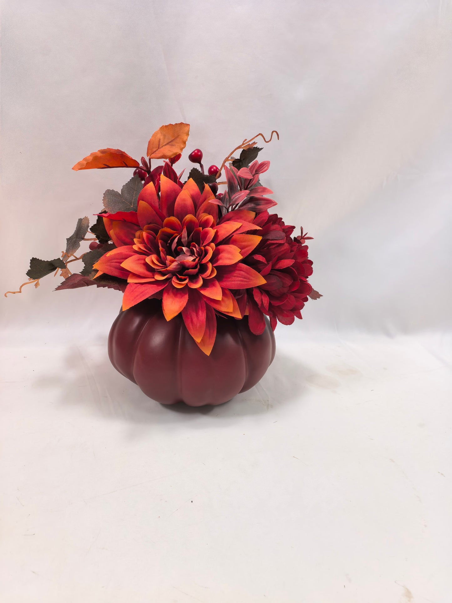 GE26-026 Artificial Pumpkin Floral Centerpiece with Seasonal Flowers