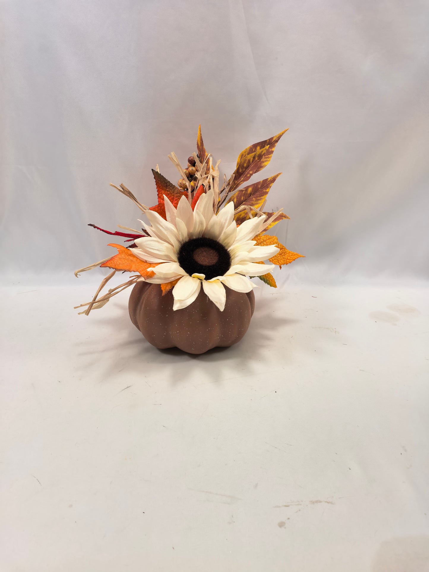 GE26-026 Artificial Pumpkin Floral Centerpiece with Seasonal Flowers