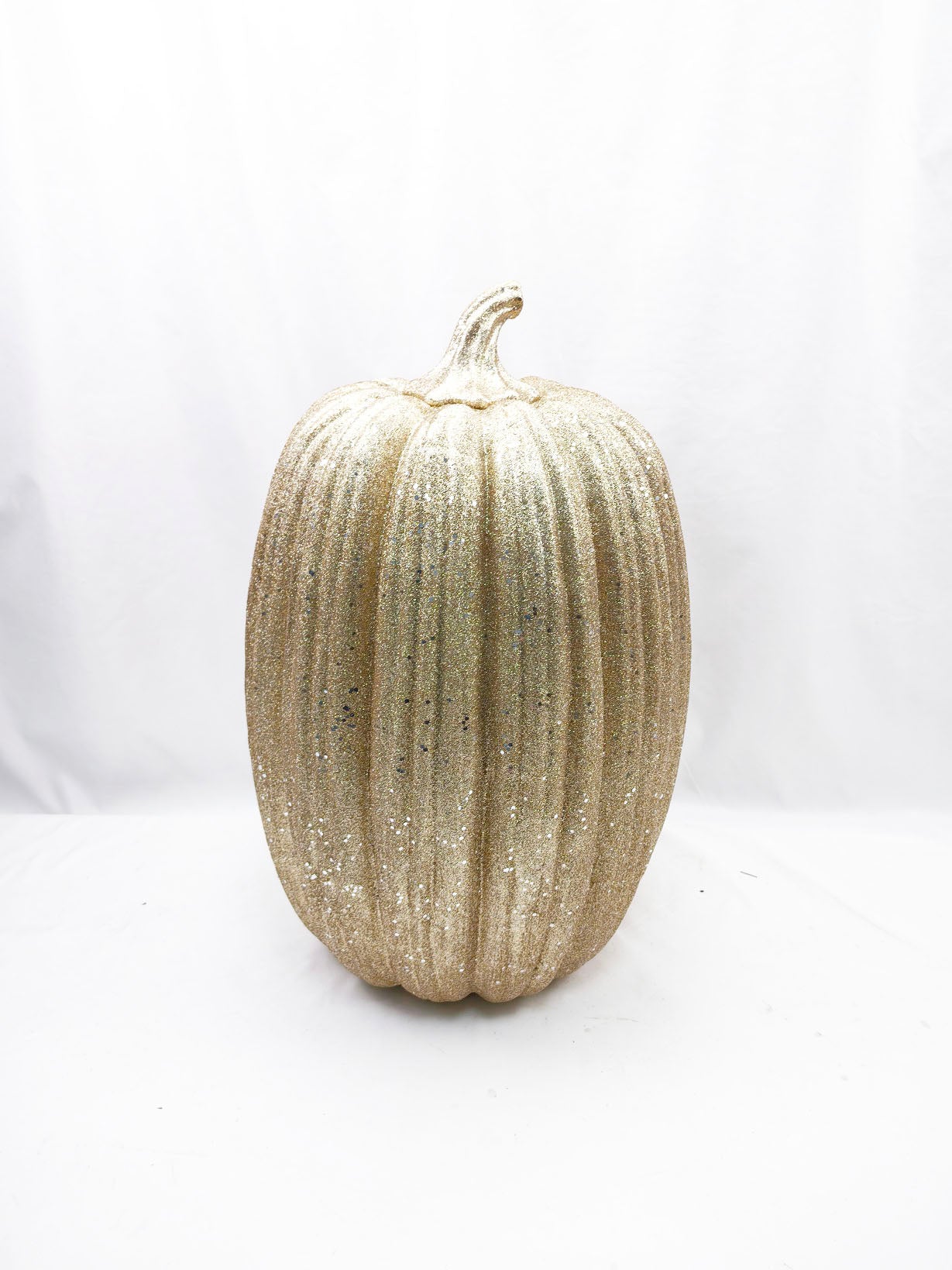 JY24-234 Glittered Gold Pumpkins (Round & Tall)