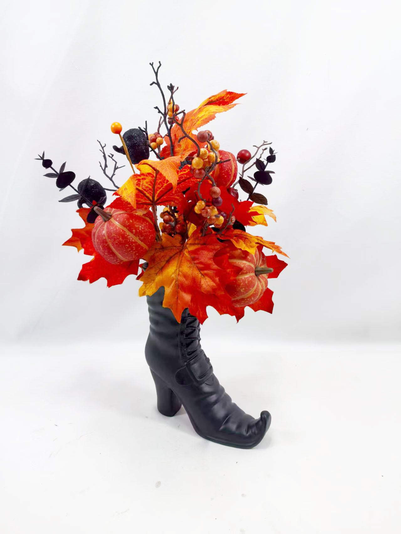 JY25-034 Witch Boot Floral Centerpiece
