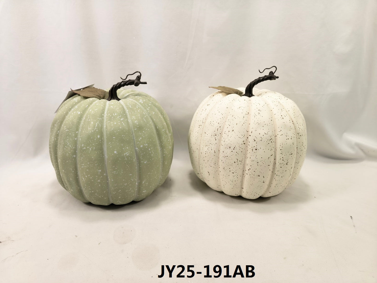 JY24-850ABC Distressed Pumpkins