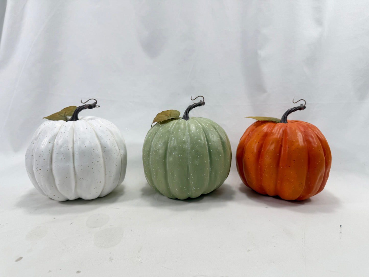 JY24-850ABC Distressed Pumpkins