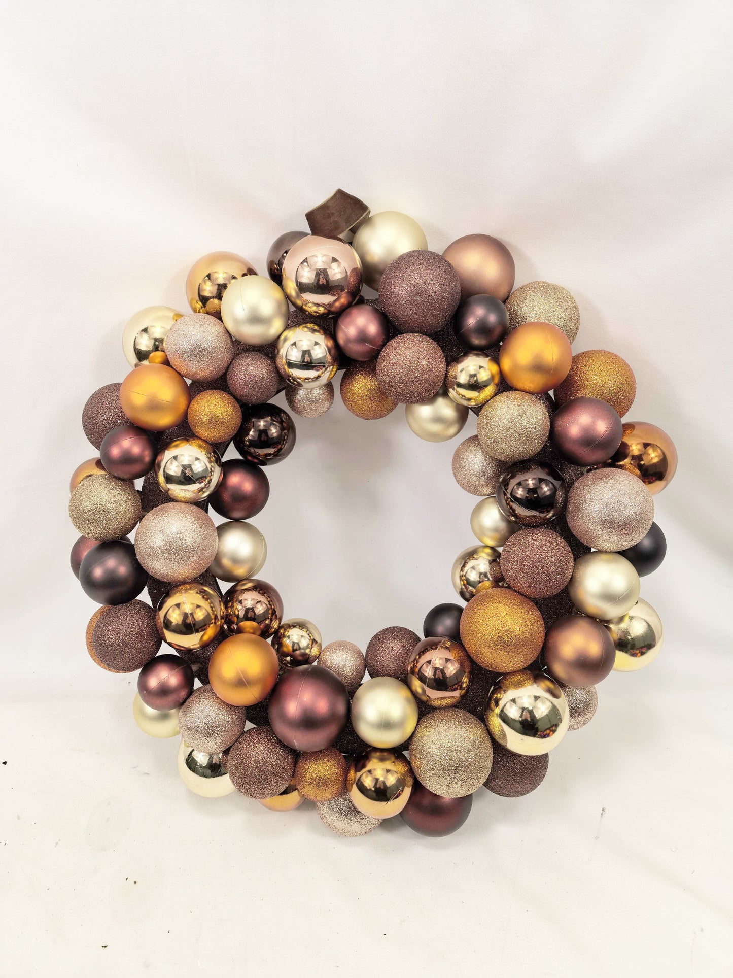 JY25-251 Elegant Rose Gold, Gold & Burgundy Ornament Wreath
