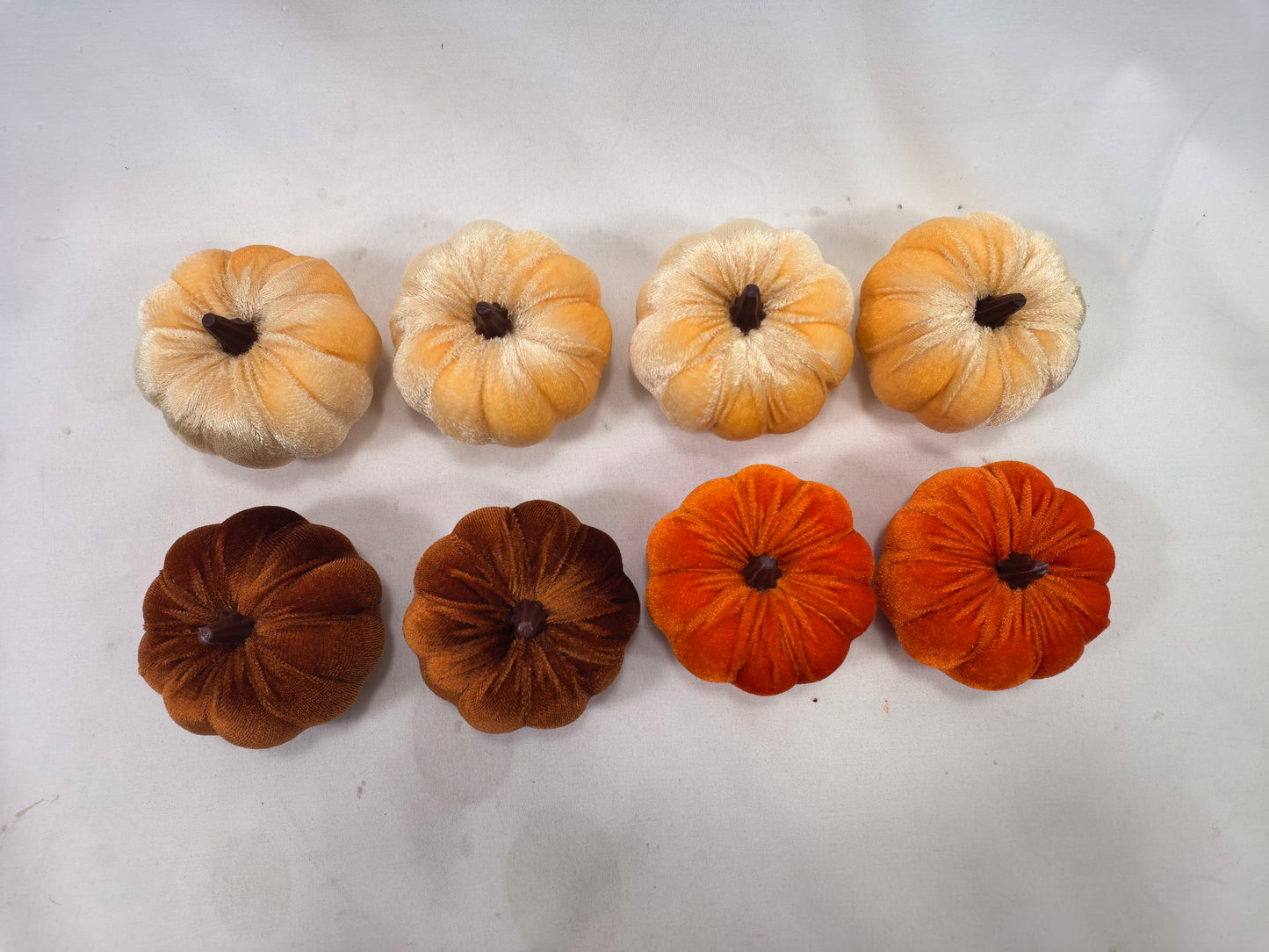 JY24-236 Natural Harvest Mesh Bag (Leaves, Acorns & Mini Pumpkins)