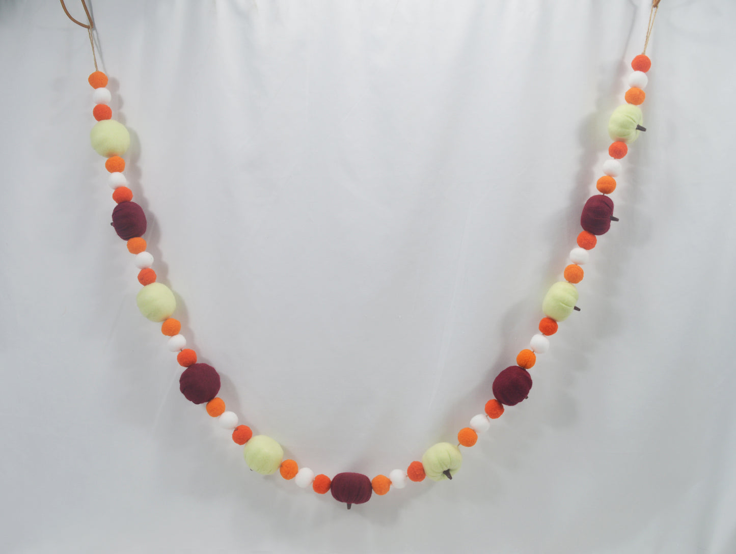 JY25 Felt Ball & Mini Pumpkin Autumn Garland (Multi-Style Options)