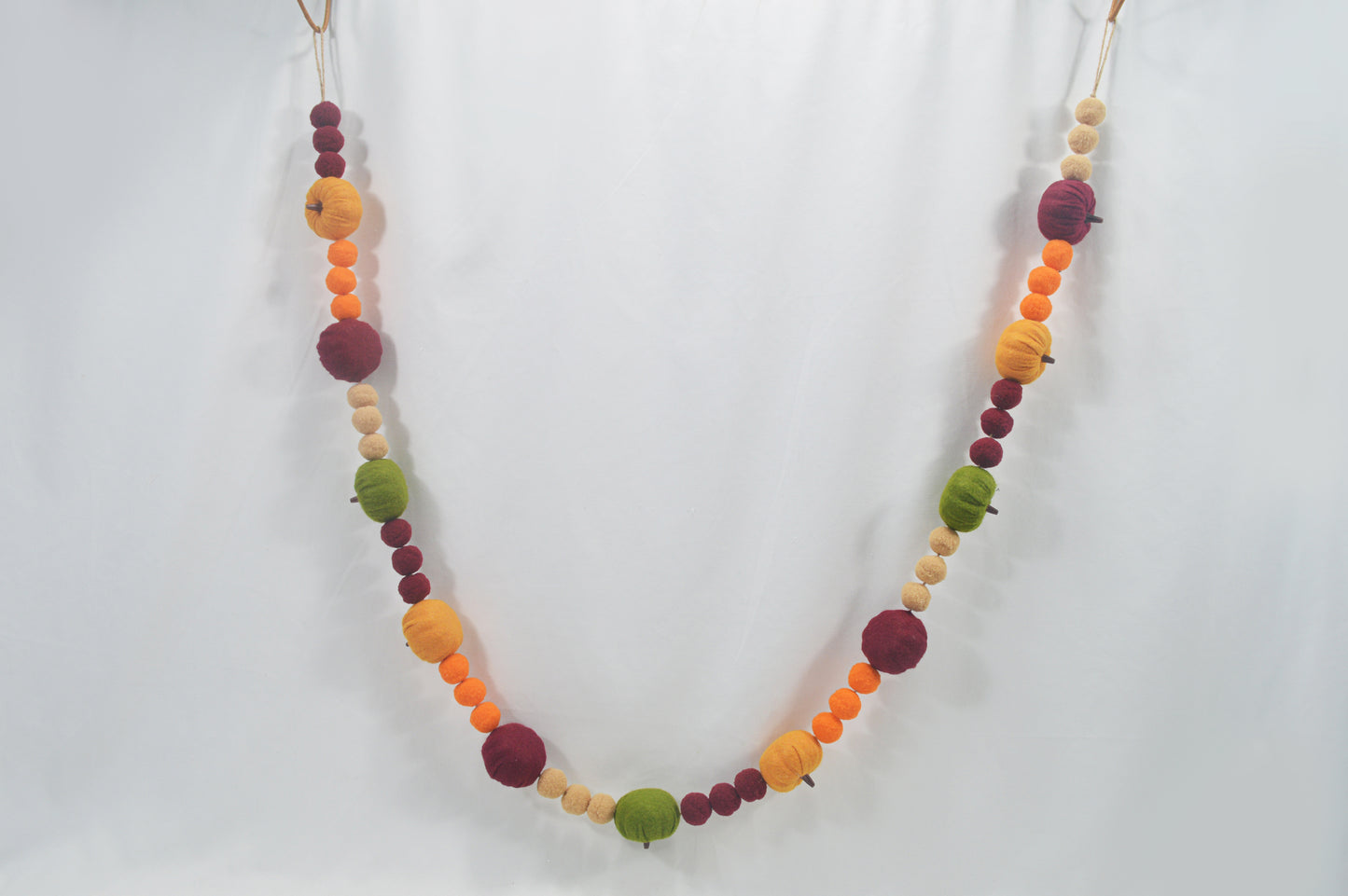 JY25 Felt Ball & Mini Pumpkin Autumn Garland (Multi-Style Options)