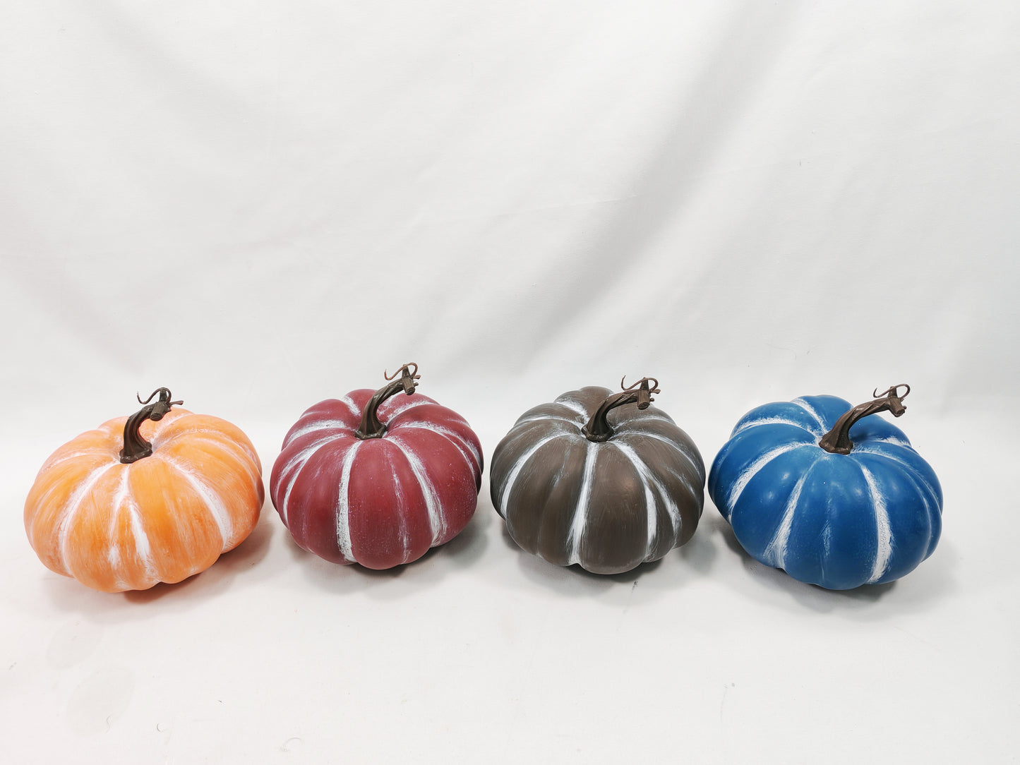 JY26-YX005 Vintage Flat-Ribbed Artificial Pumpkin