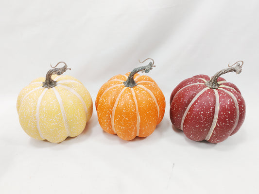 JY26-YX005 Vintage Flat-Ribbed Artificial Pumpkin