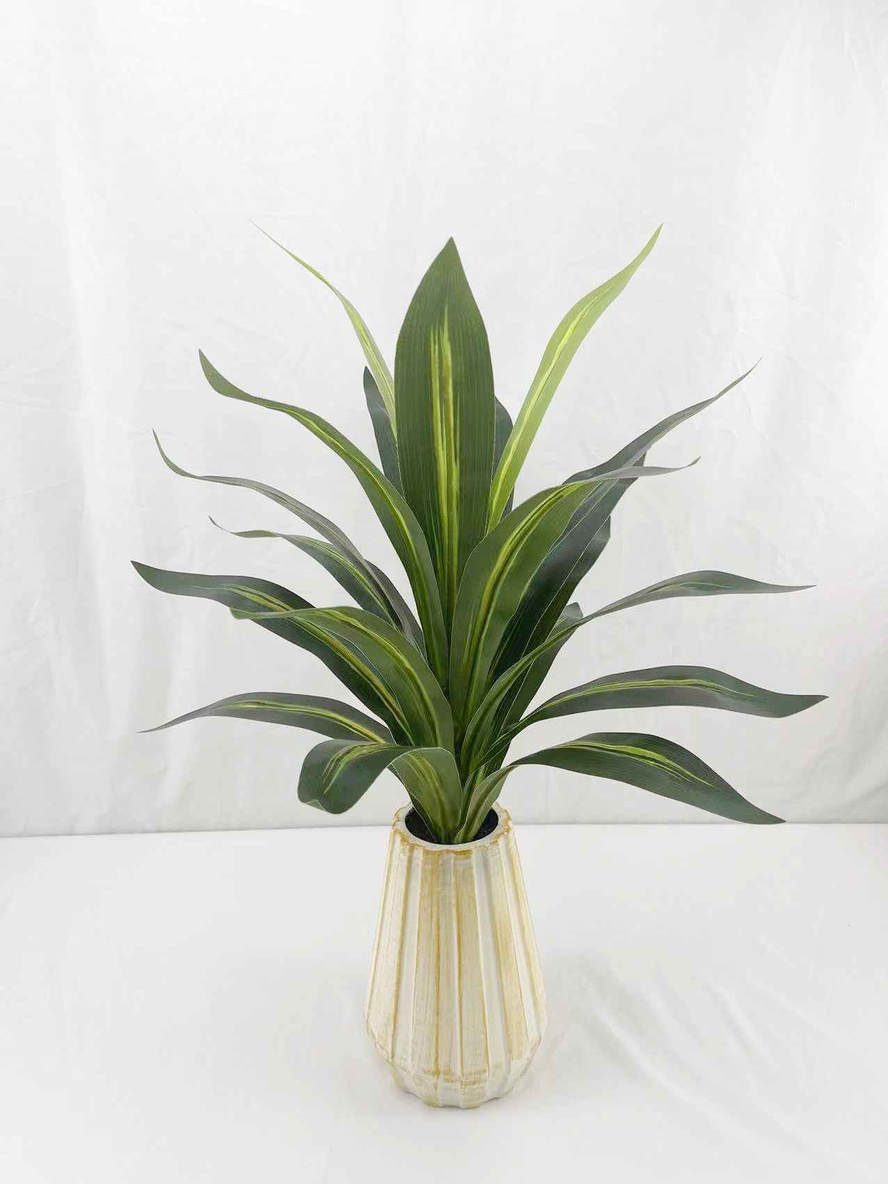 Artificial Green Plants